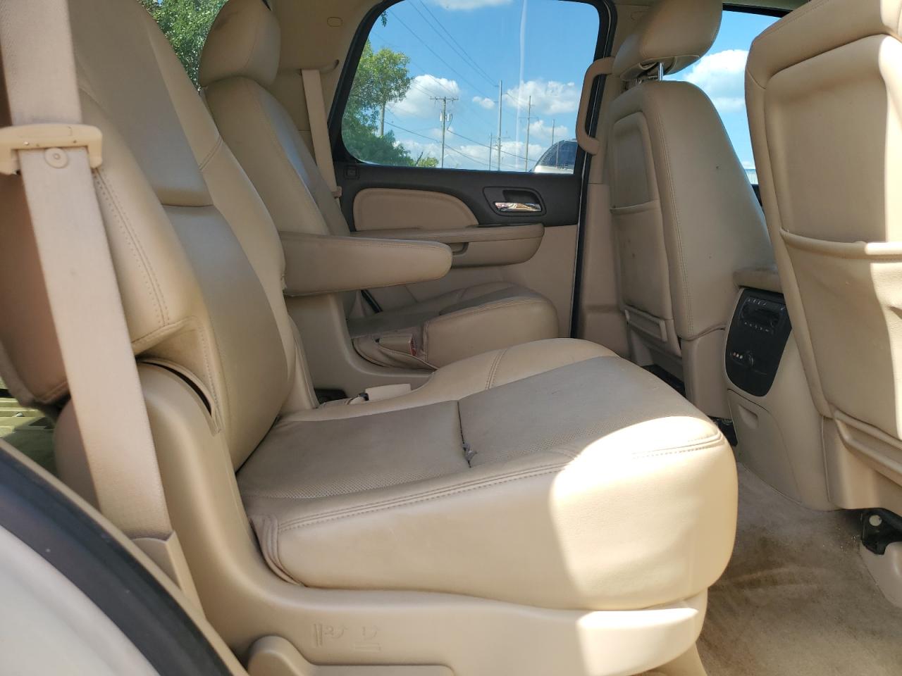 2013 GMC Yukon Denali VIN: 1GKS2EEF1DR251323 Lot: 86847185