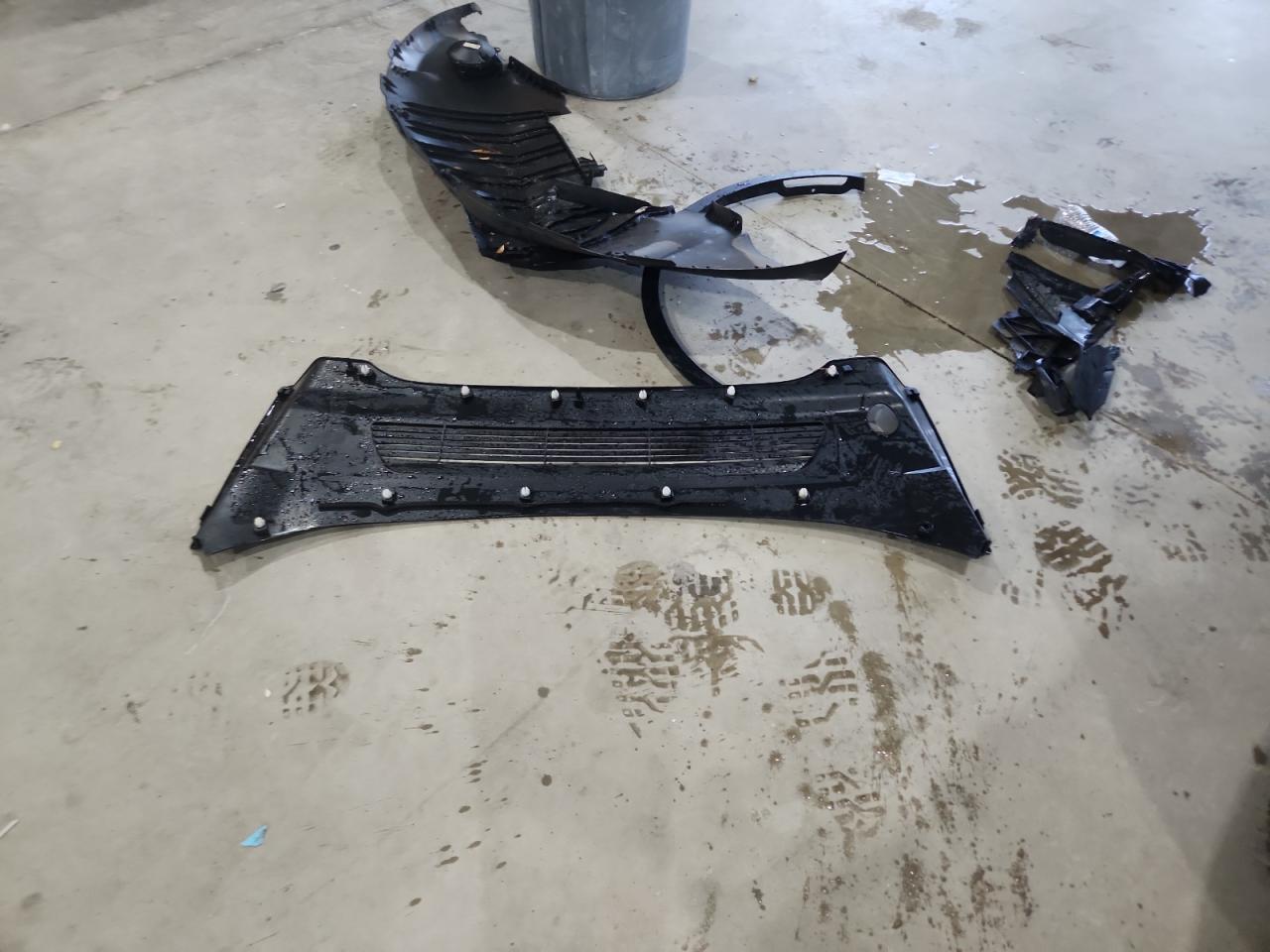 2023 Tesla Model Y VIN: 7SAYGDEE8PA072747 Lot: 89919625