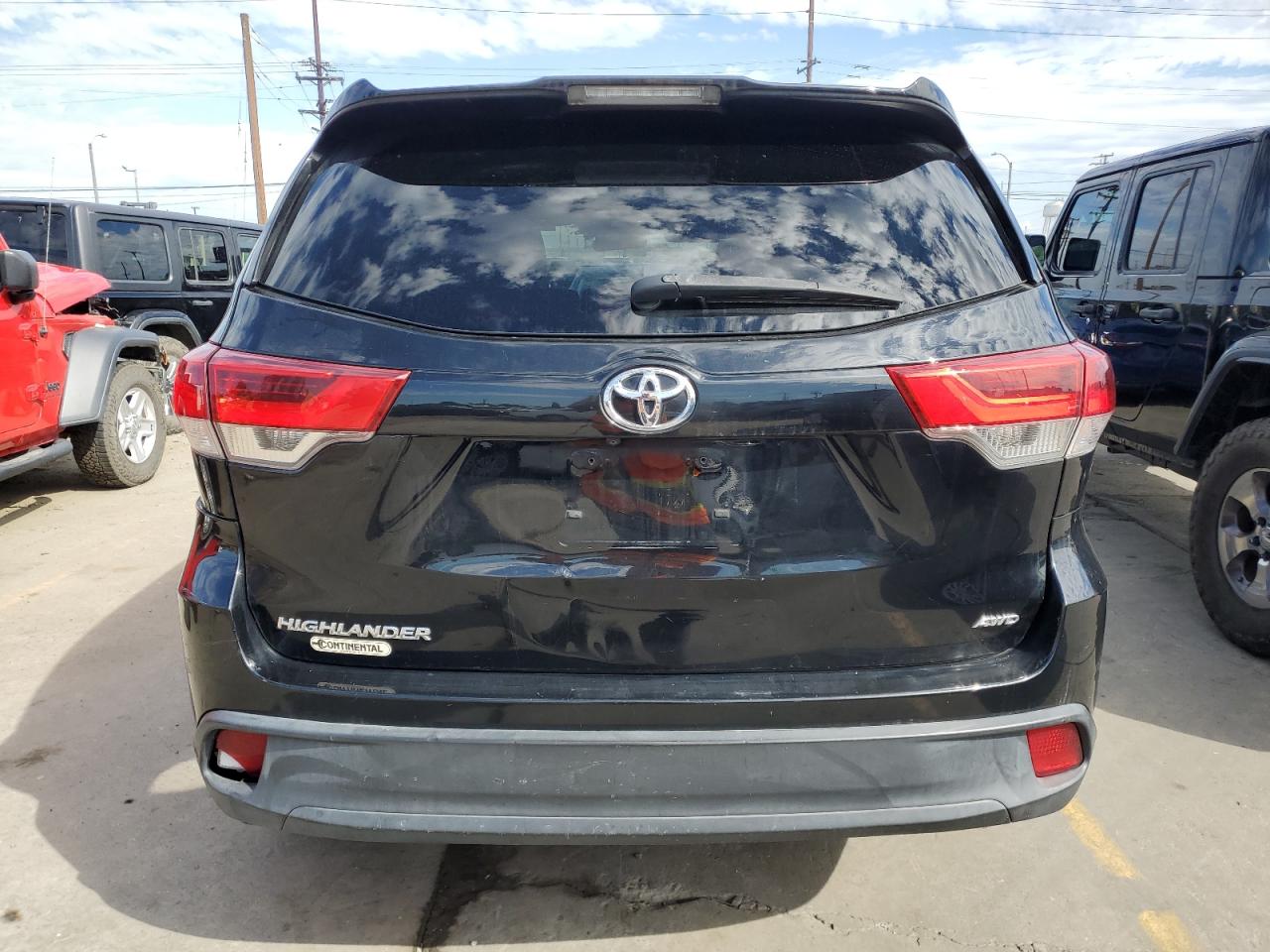 2018 Toyota Highlander Le VIN: 5TDBZRFH7JS809915 Lot: 86496815