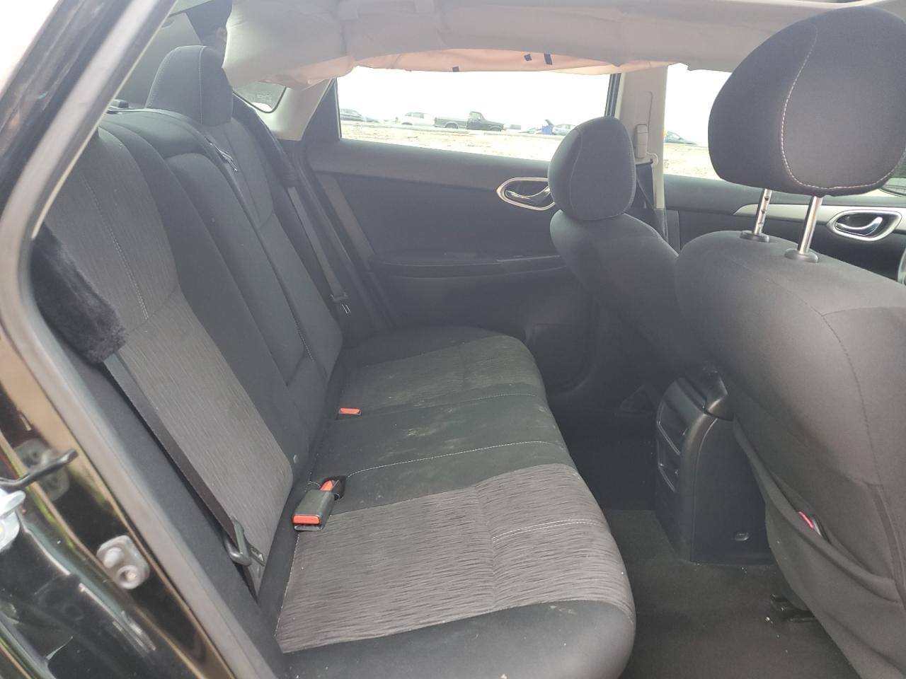 2015 Nissan Sentra S VIN: 3N1AB7AP7FY233278 Lot: 82299565