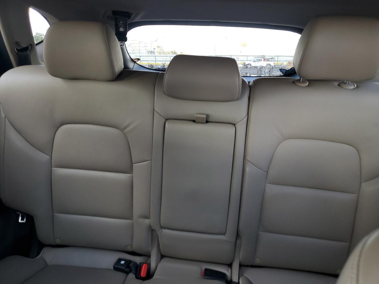 2016 Hyundai Tucson Limited VIN: KM8J33A27GU183117 Lot: 81871985