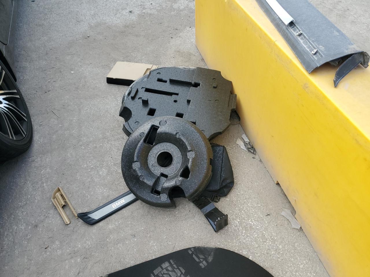 2006 BMW 530 Xi VIN: WBANF73566CG68459 Lot: 85711135