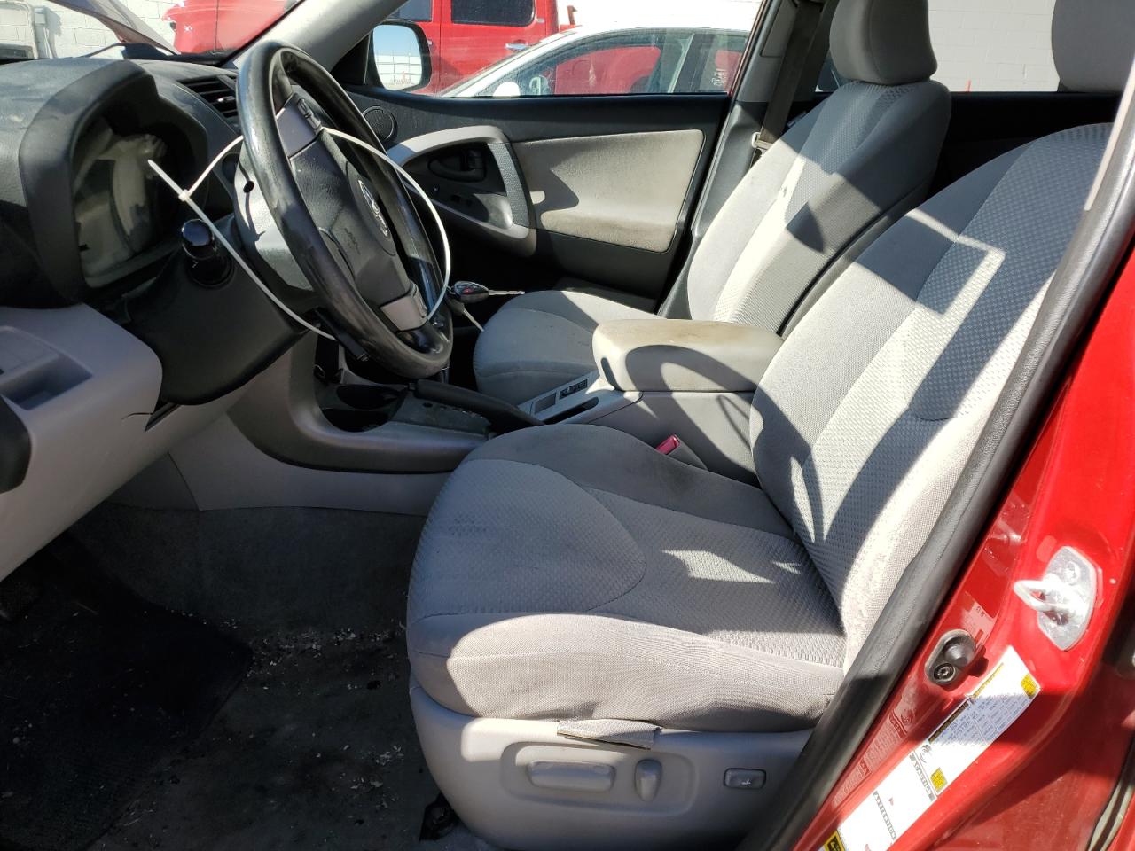 2007 Toyota Rav4 Limited VIN: JTMBD31V276049913 Lot: 82244205
