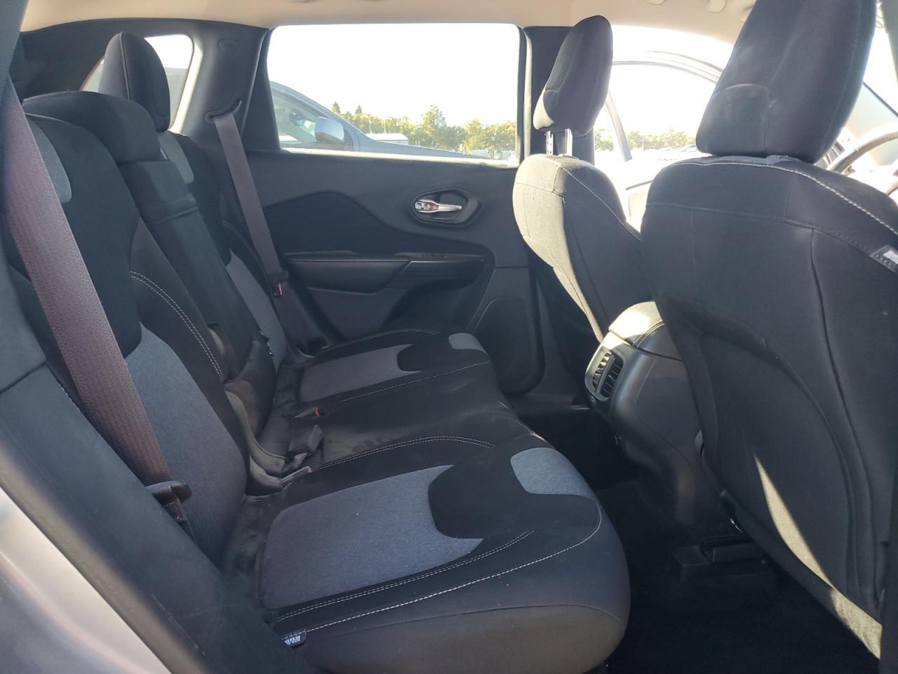 2014 Jeep Cherokee Latitude VIN: 1C4PJMCB7EW224550 Lot: 86887845