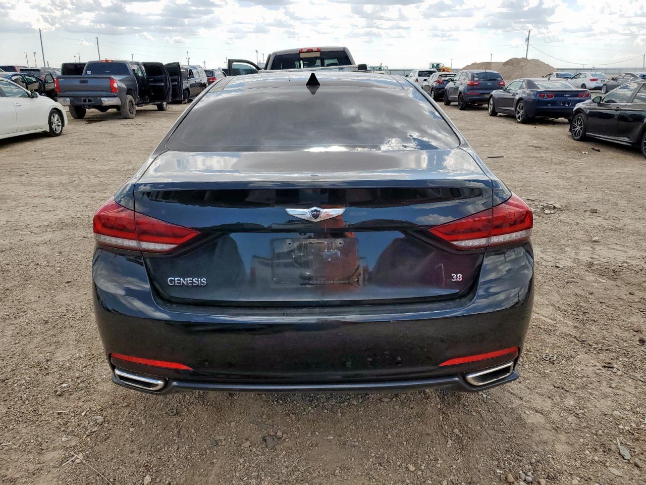 2016 Hyundai Genesis 3.8L VIN: KMHGN4JEXGU110733 Lot: 82007795