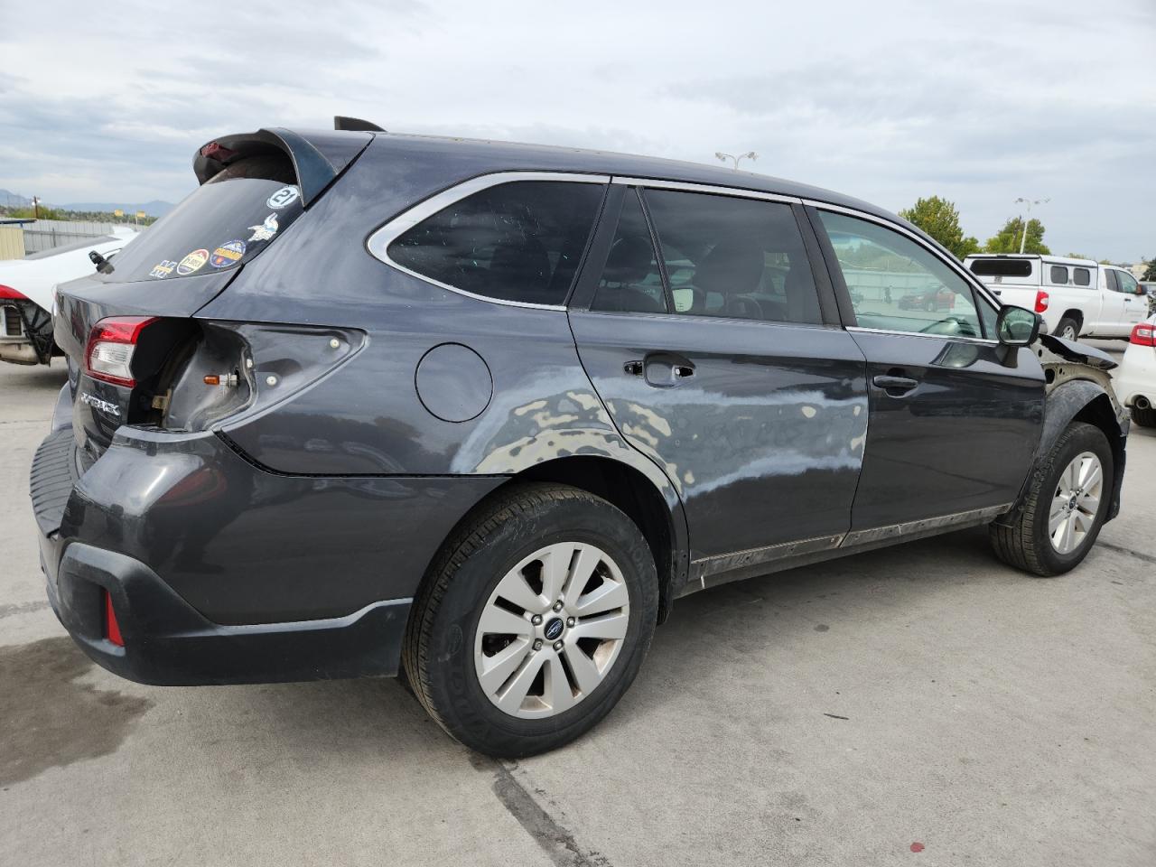2018 Subaru Outback 2.5I Premium VIN: 4S4BSACC1J3212870 Lot: 85917775