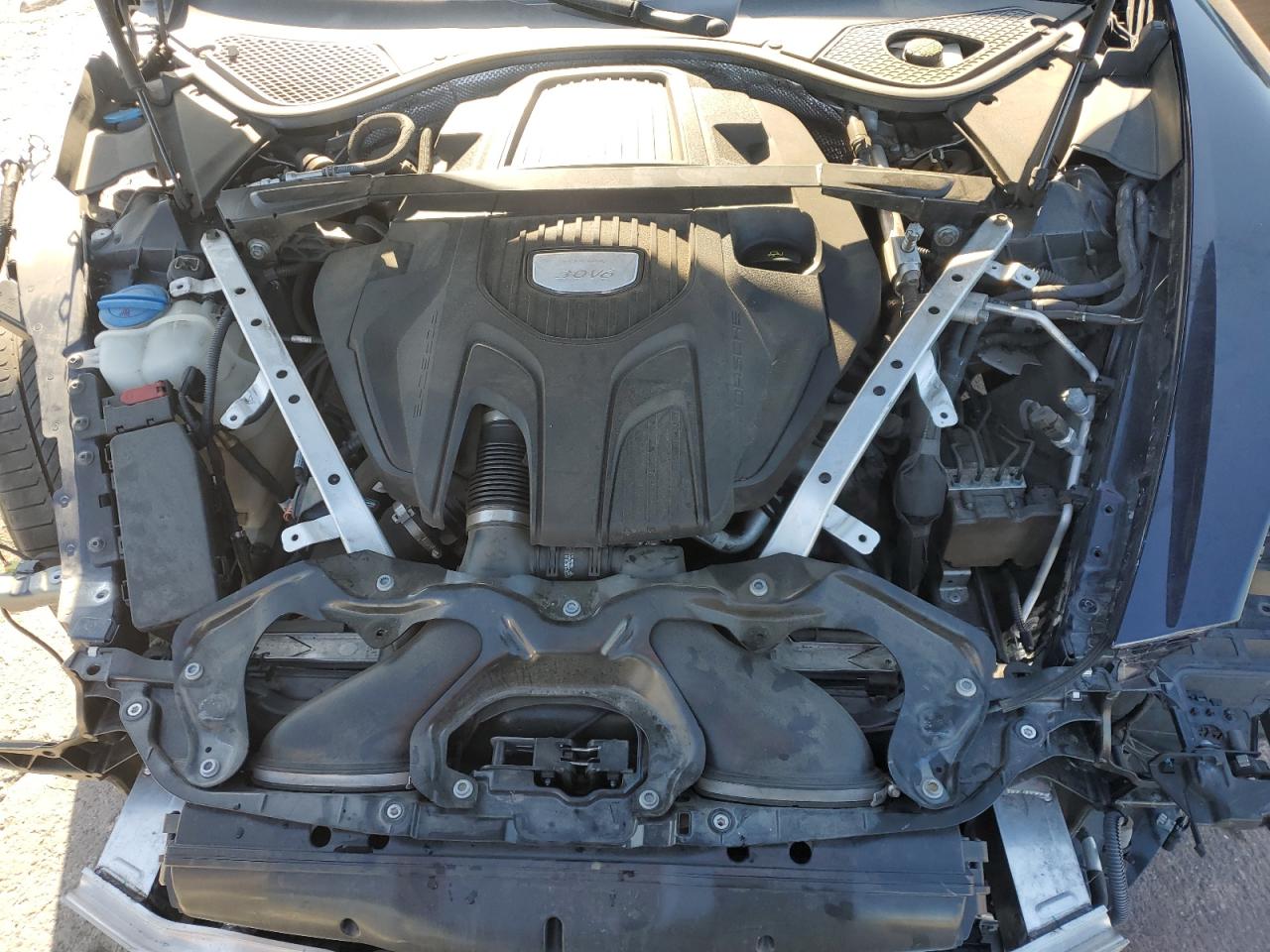 2018 Porsche Panamera 4 VIN: WP0AA2A73JL111313 Lot: 87412585