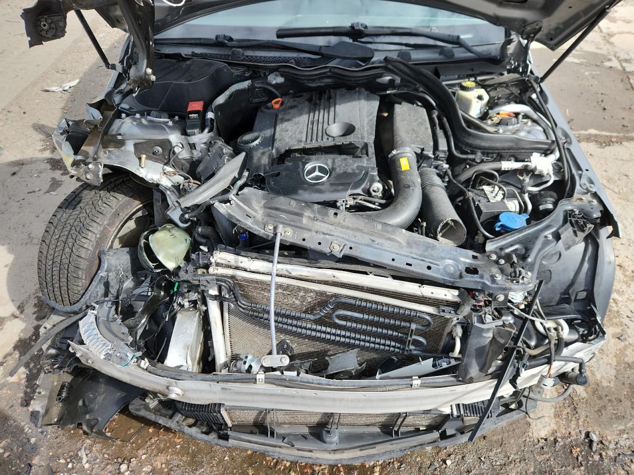 2012 Mercedes-Benz C 250 VIN: WDDGF4HB7CR195613 Lot: 85947605