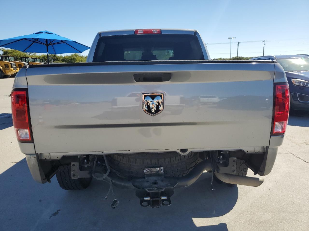 2020 Ram 1500 Classic Tradesman VIN: 3C6RR6KG5LG210501 Lot: 87299505