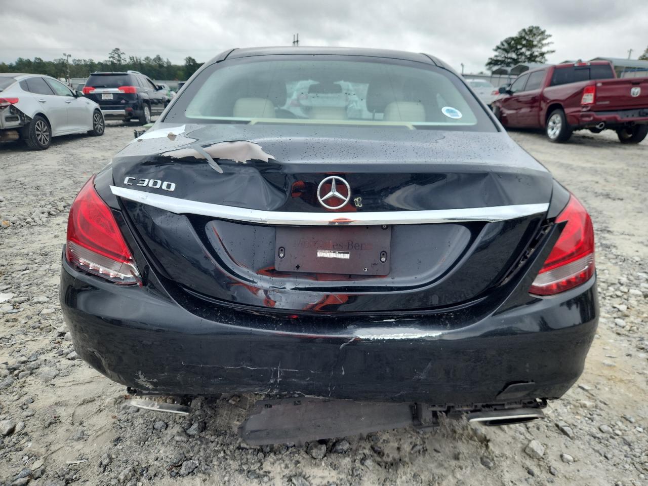 2015 Mercedes-Benz C 300 VIN: 55SWF4JB5FU071154 Lot: 85337285