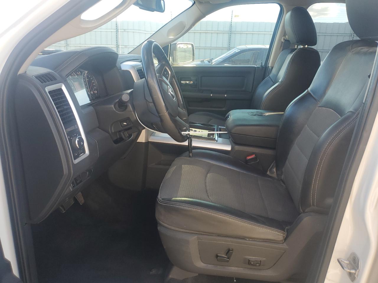 2011 Dodge Ram 1500 VIN: 1D7RV1CT9BS713447 Lot: 84991135