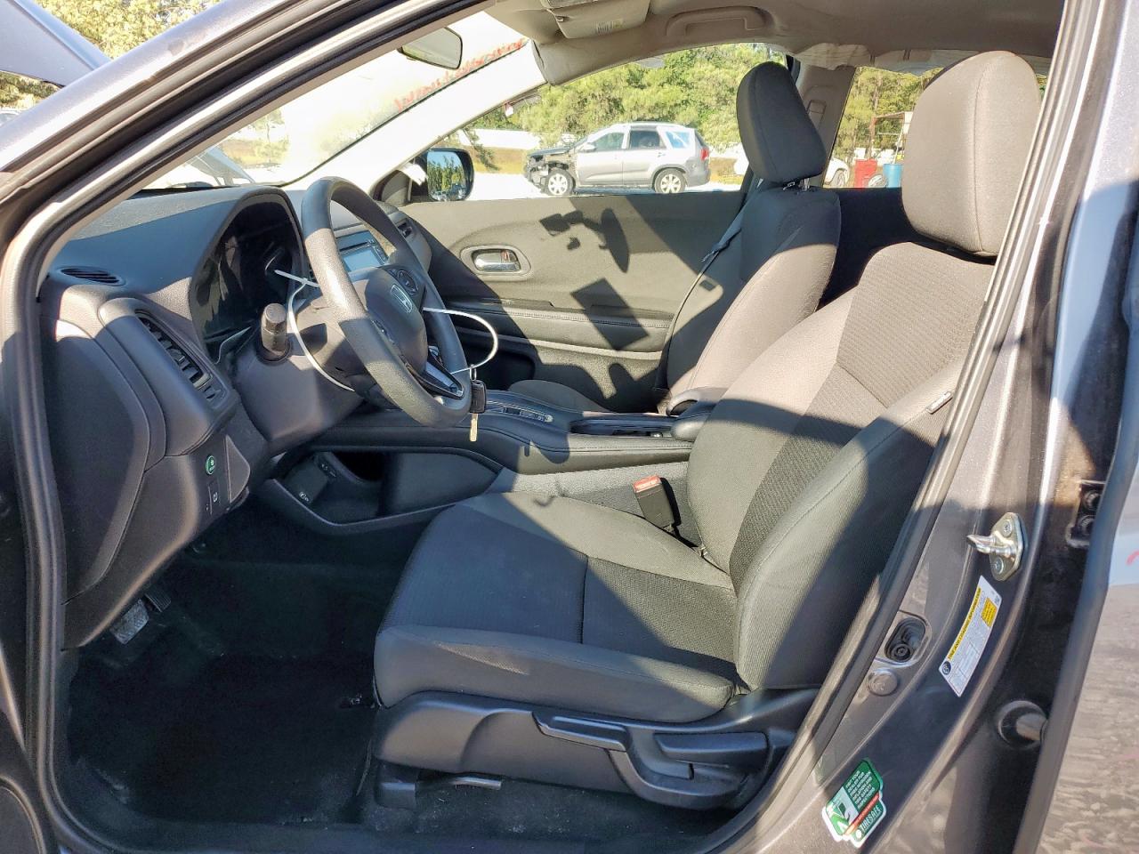 2020 Honda Hr-V Lx VIN: 3CZRU5H33LG700550 Lot: 85711185