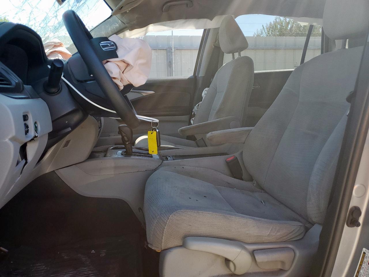 2017 Honda Pilot Lx VIN: 5FNYF5H19HB024824 Lot: 82374845
