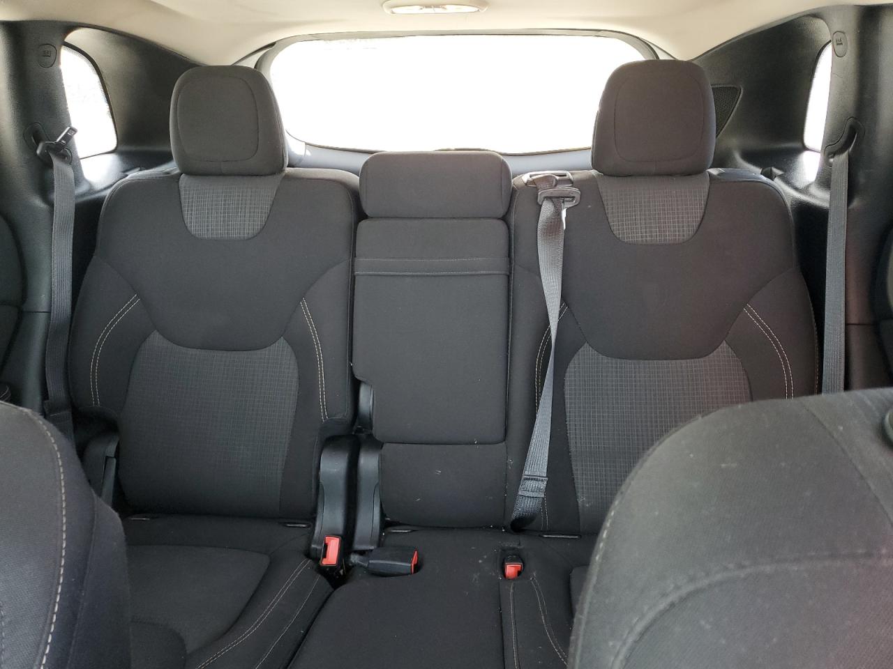 2016 Jeep Cherokee Latitude VIN: 1C4PJMCB1GW270488 Lot: 90032935