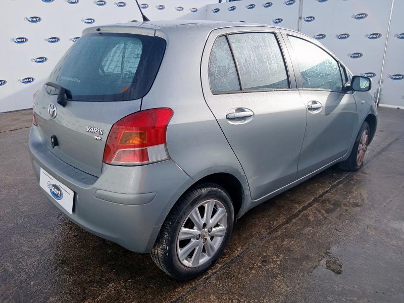 2009 TOYOTA YARIS TR V