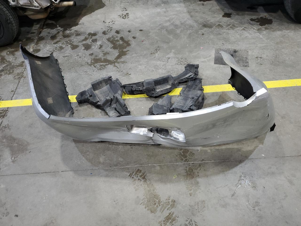 2010 Chevrolet Cobalt Ls VIN: 1G1AB5F54A7114633 Lot: 82371075