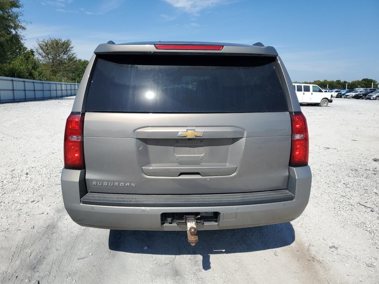 2018 Chevrolet Suburban K1500 Lt VIN: 1GNSKHKC3JR121148 Lot: 85582715