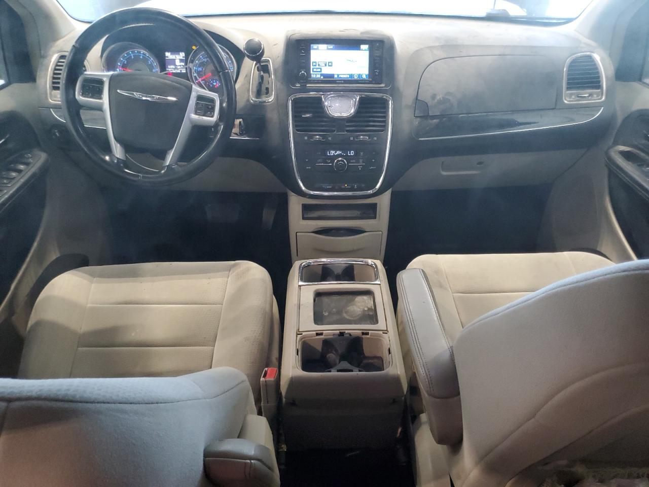 2011 Chrysler Town & Country Touring VIN: 2A4RR5DGXBR785955 Lot: 82220405