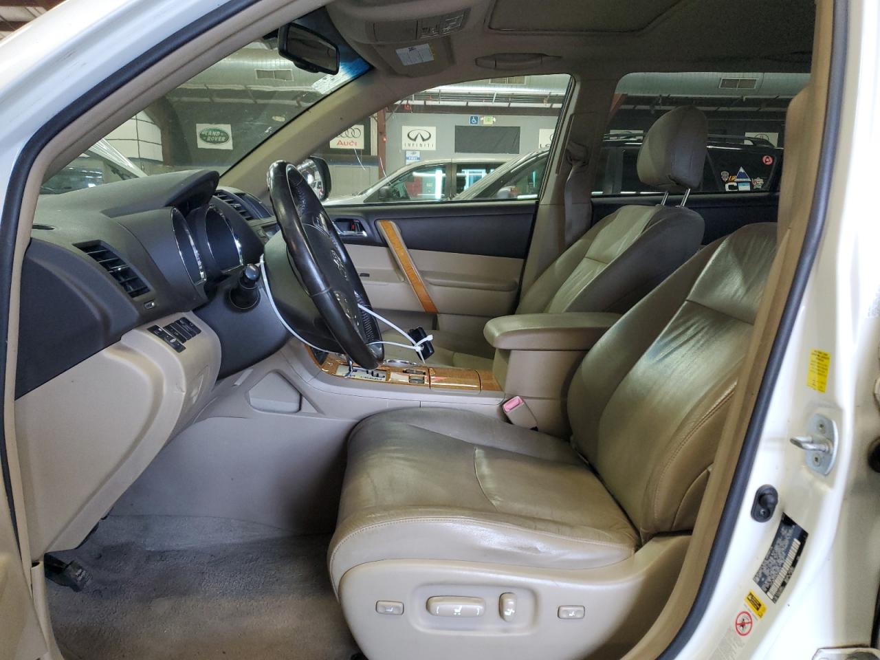 2010 Toyota Highlander Hybrid Limited VIN: JTEJW3EH3A2038018 Lot: 86408535
