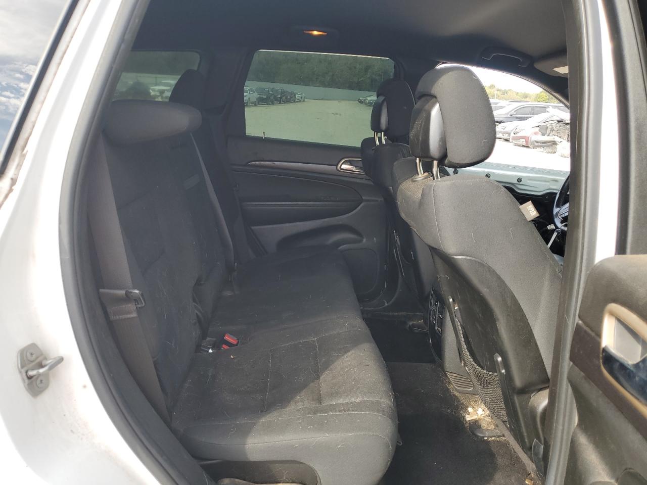 2015 Jeep Grand Cherokee Laredo VIN: 1C4RJEAG1FC669883 Lot: 85857515
