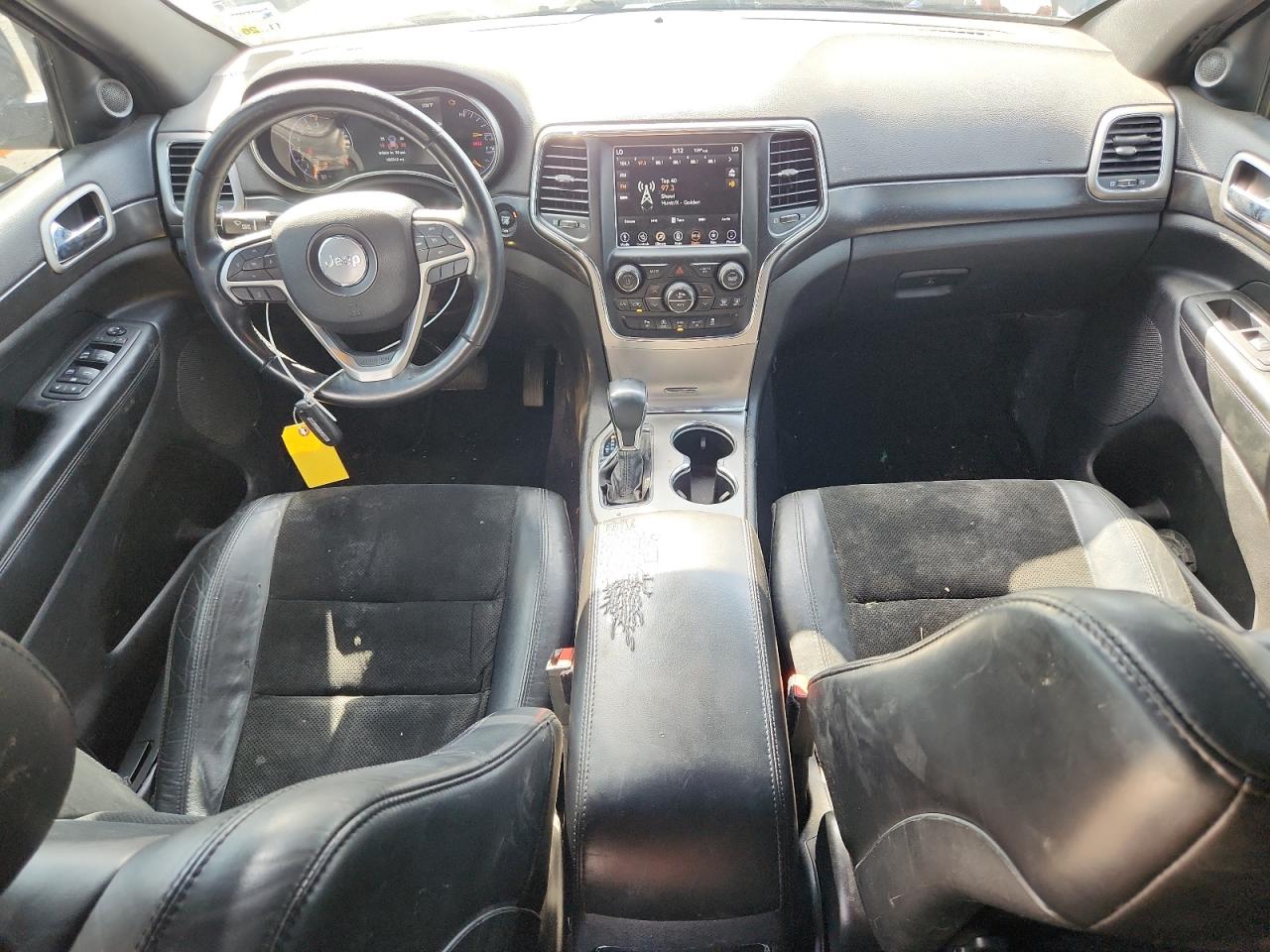 2018 Jeep Grand Cherokee Laredo VIN: 1C4RJEAG0JC338561 Lot: 82331845