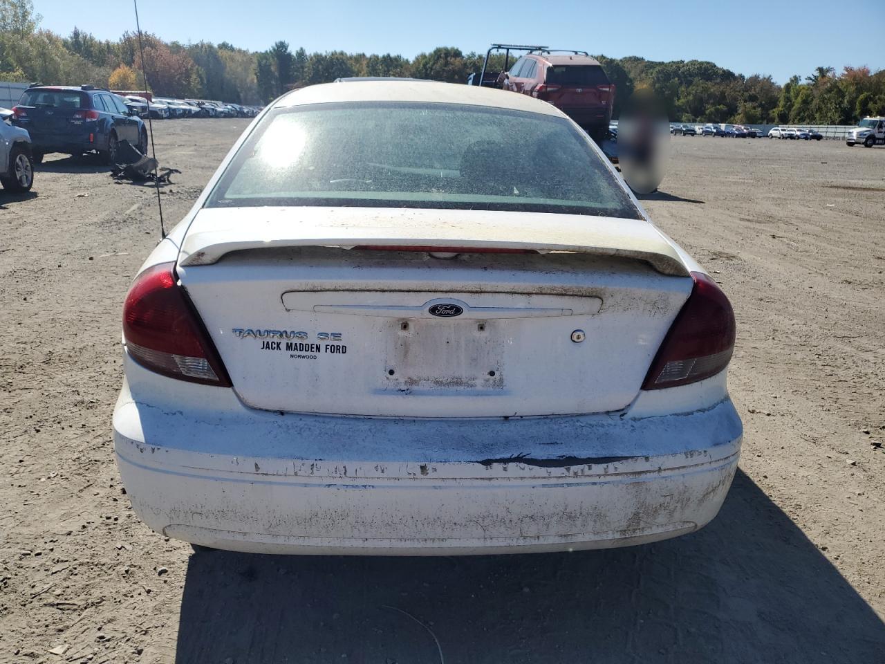 2005 Ford Taurus Se VIN: 1FAFP53275A183095 Lot: 85647985