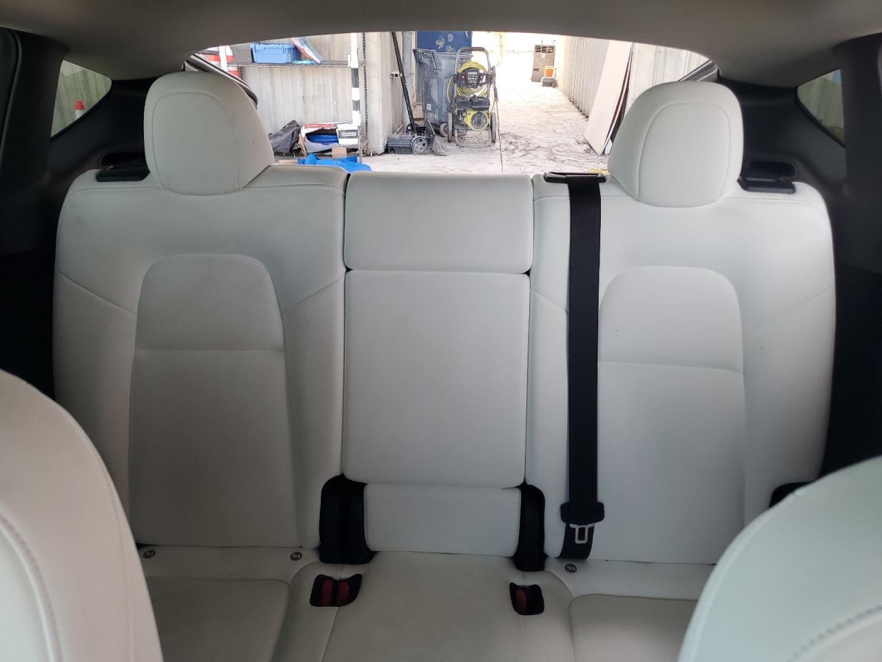 2024 Tesla Model Y VIN: 7SAYGDEE9RF036538 Lot: 85336965