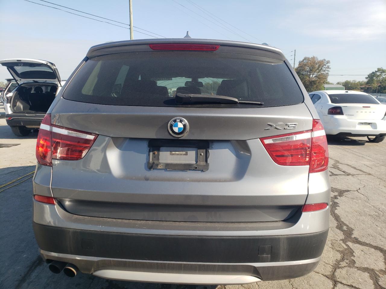 2011 BMW X3 xDrive28I VIN: 5UXWX5C52BL704033 Lot: 84770205