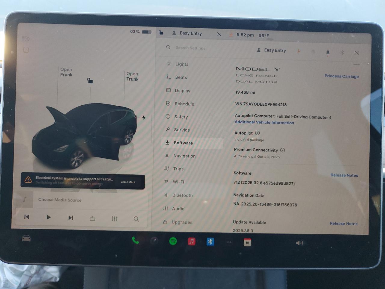 2023 Tesla Model Y VIN: 7SAYGDEE0PF964218 Lot: 86650105