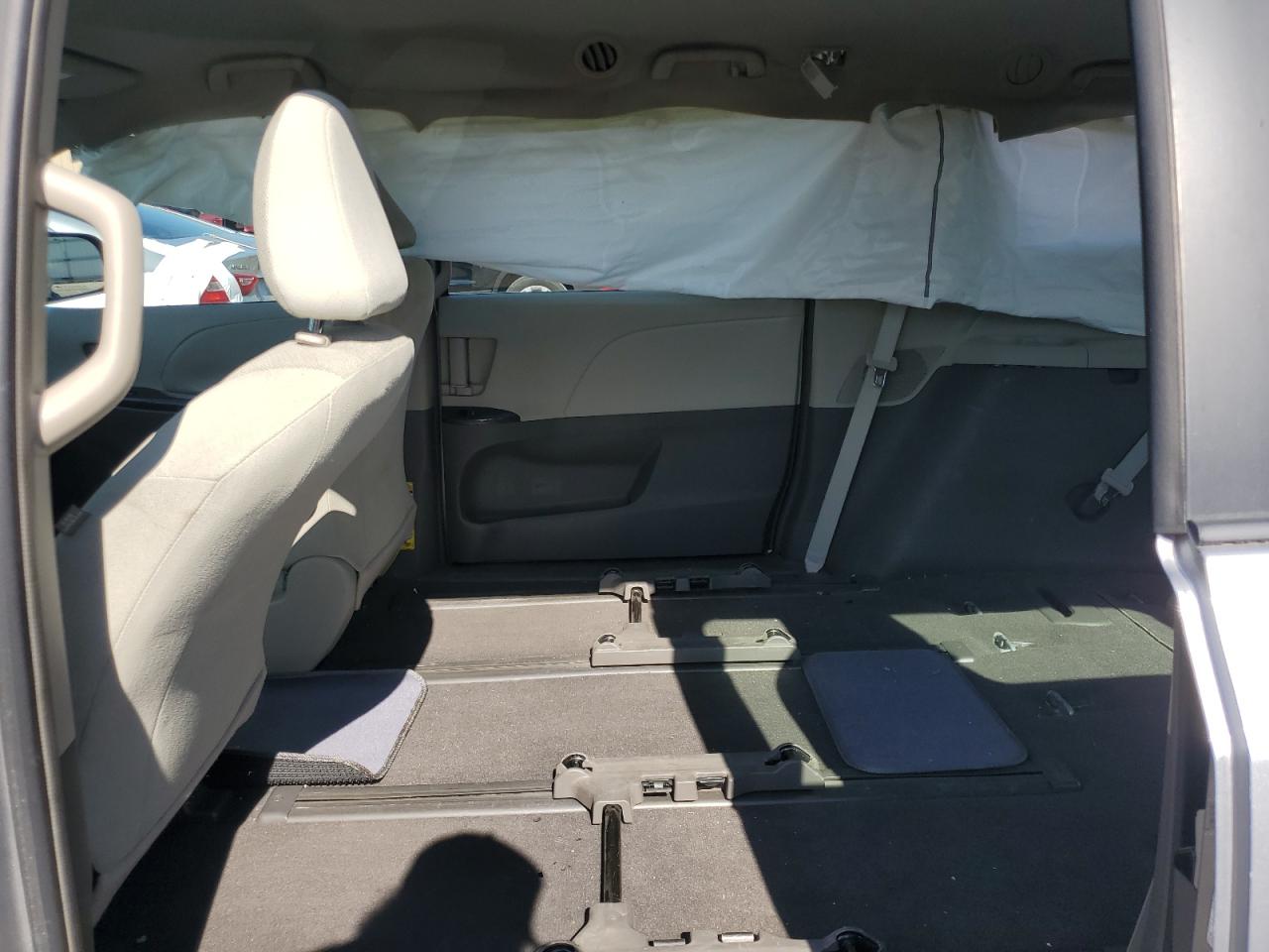 2011 Toyota Sienna VIN: 5TDZK3DC4BS013437 Lot: 86678515