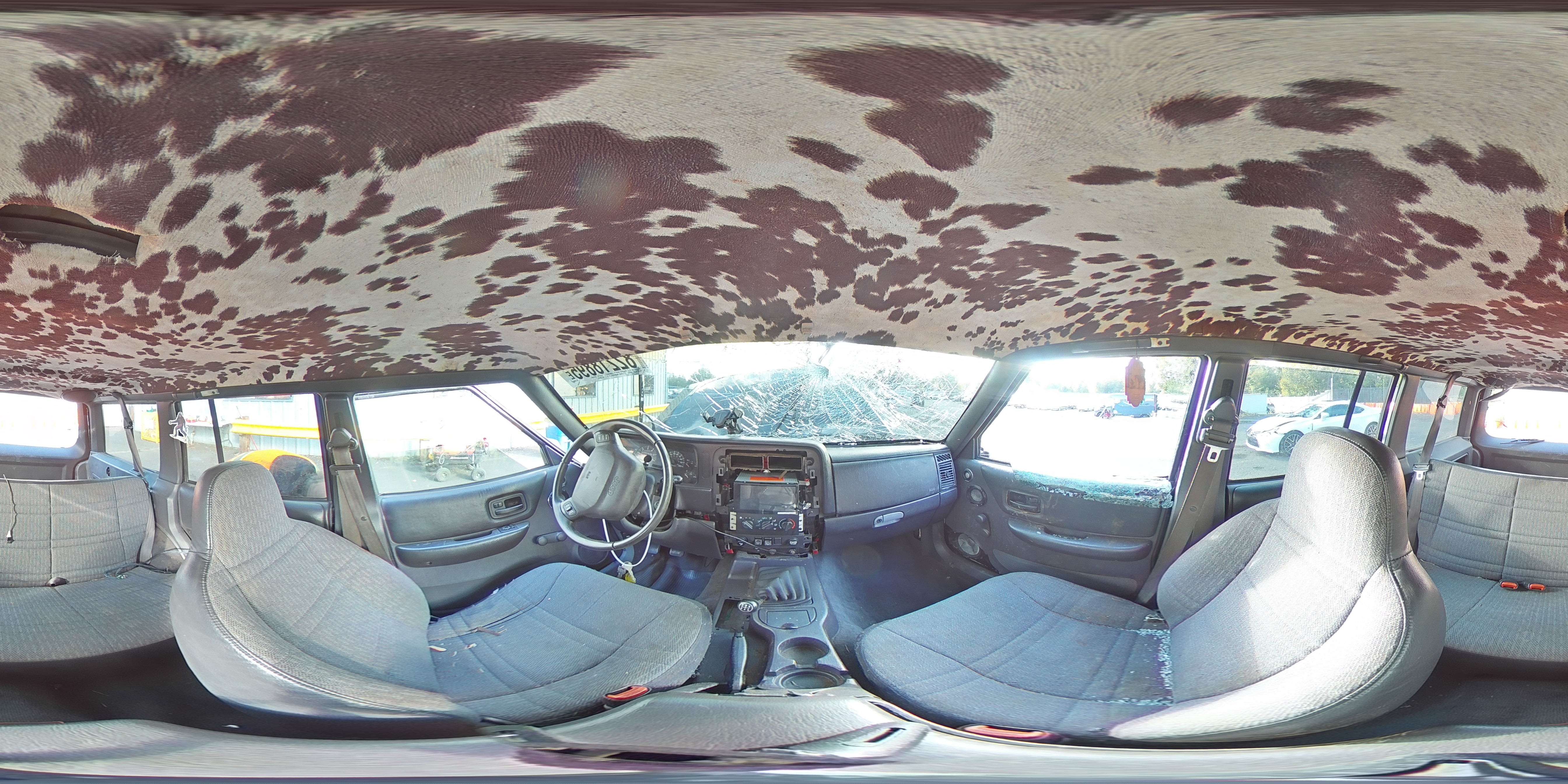 1999 Jeep Cherokee Se VIN: 1J4FT28P3XL595475 Lot: 82218895