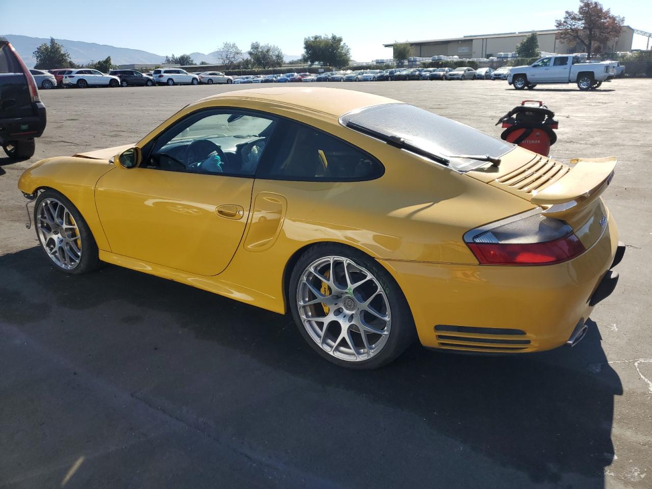 V (996) V (996)