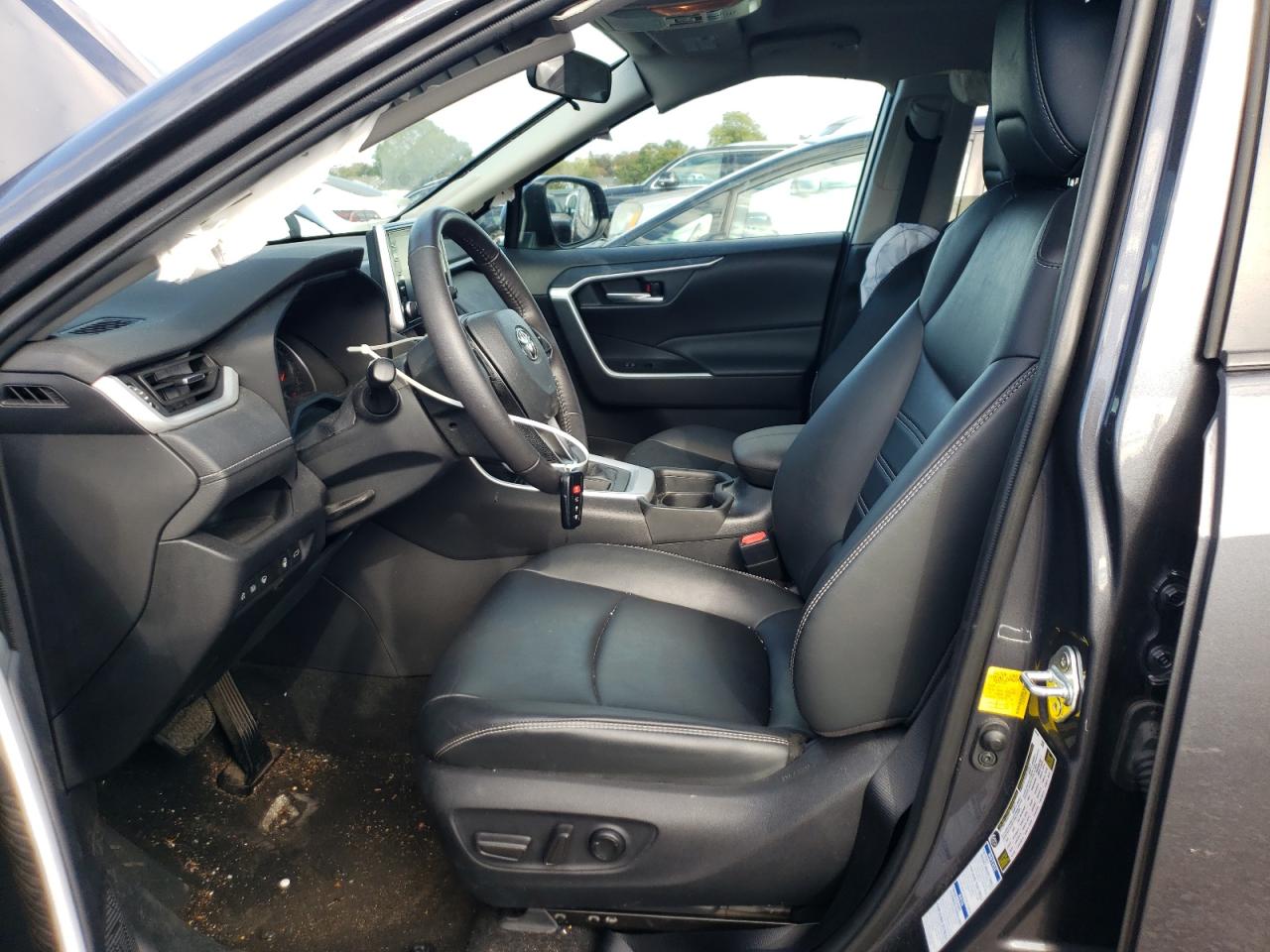 2021 Toyota Rav4 Xle Premium VIN: 2T3A1RFV5MW171448 Lot: 82255475