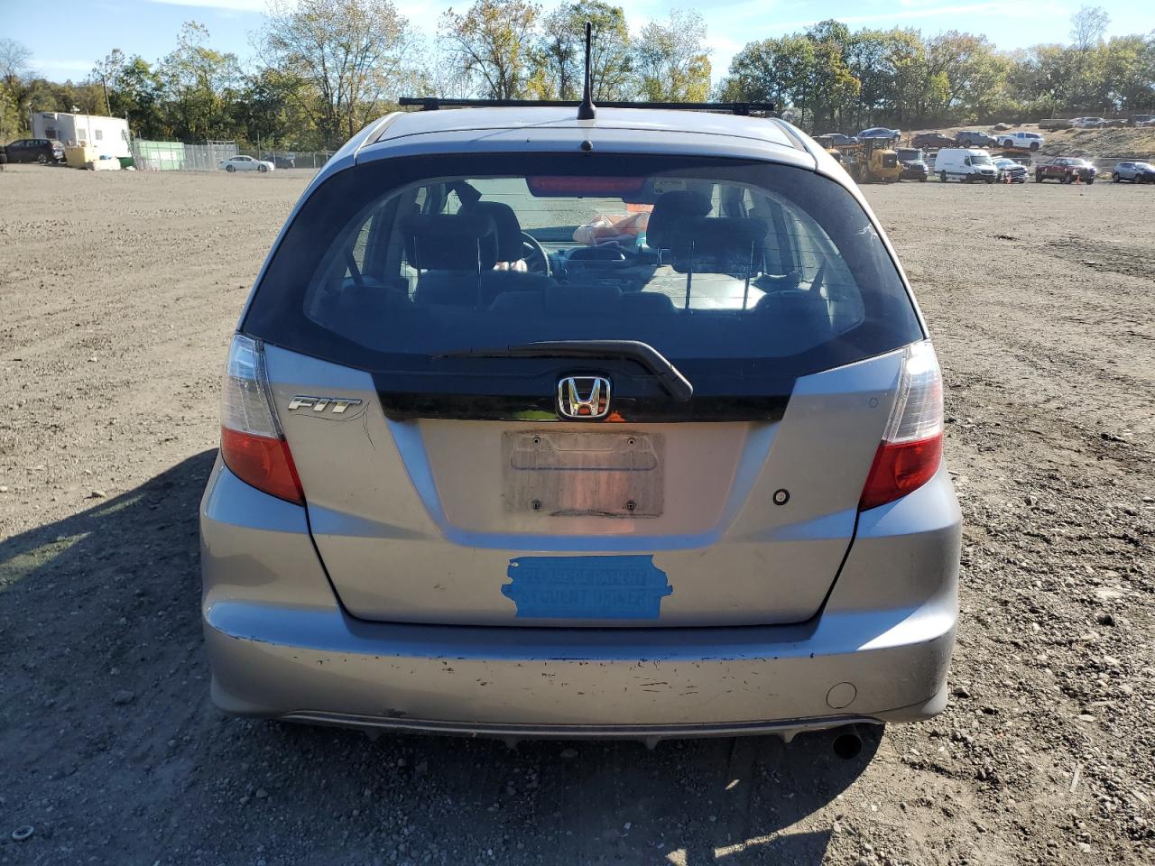 2010 Honda Fit VIN: JHMGE8G20AC024299 Lot: 82595895
