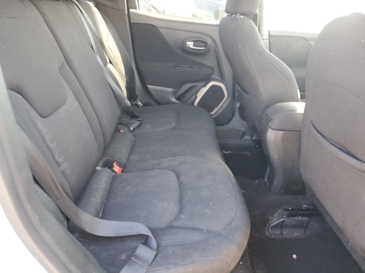 2017 Jeep Renegade Latitude VIN: ZACCJBBBXHPG39772 Lot: 85734465