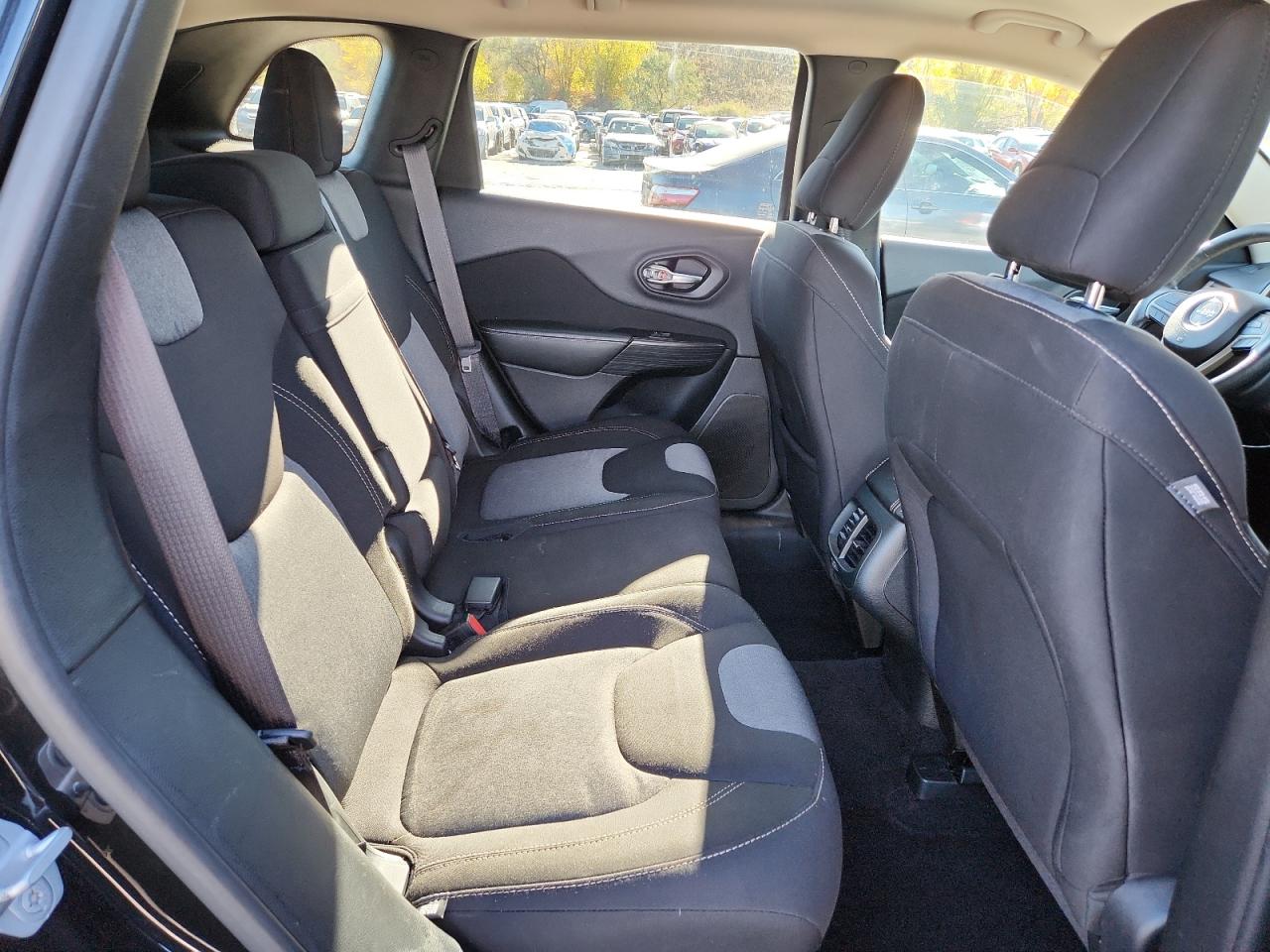 2016 Jeep Cherokee Sport VIN: 1C4PJMAB6GW194205 Lot: 87381645