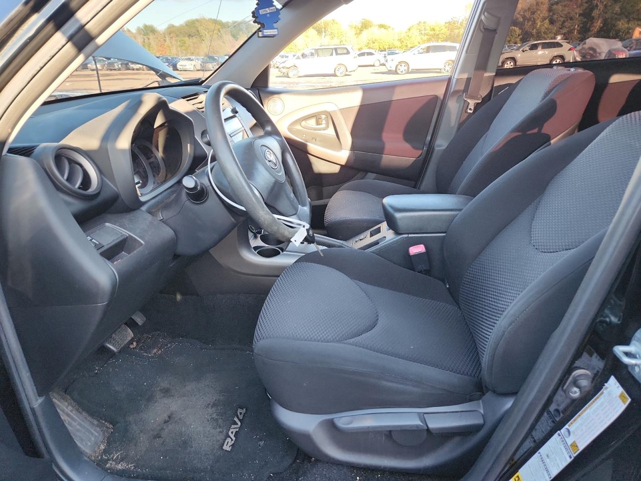 2007 Toyota Rav4 Sport VIN: JTMBD32V776051882 Lot: 84483725