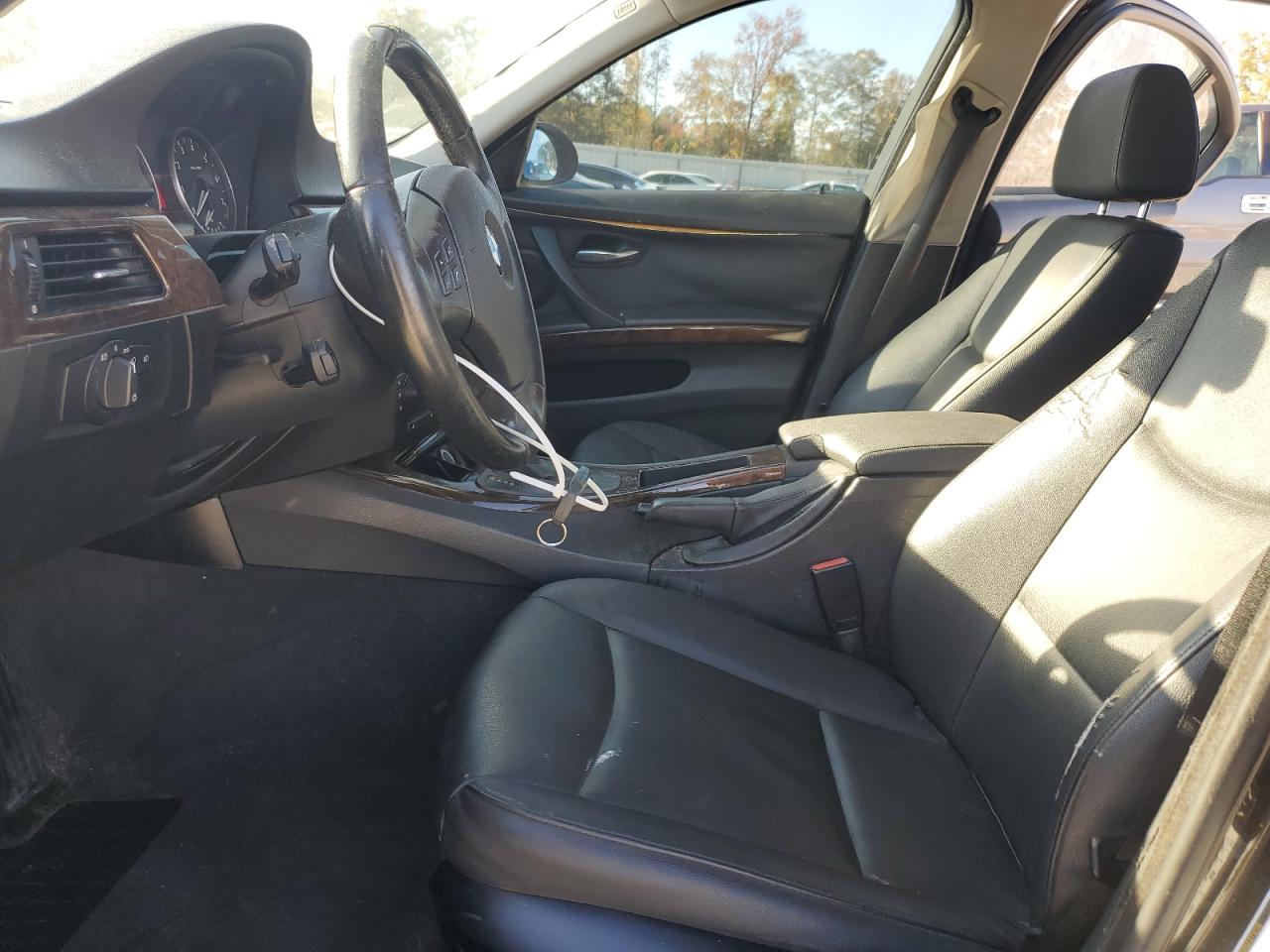 2006 BMW 325 Xi VIN: WBAVD135X6KV05433 Lot: 90811225