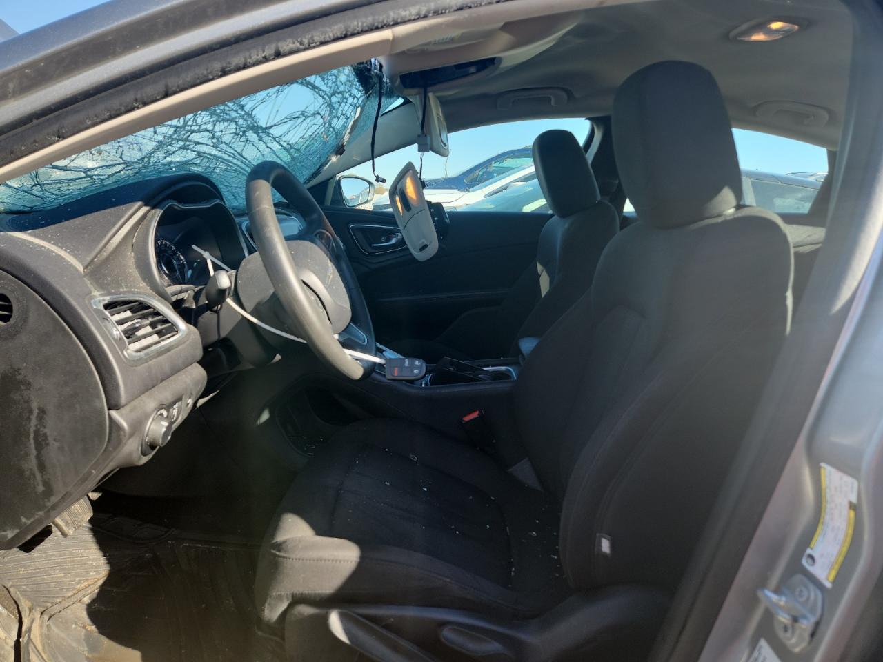 2015 Chrysler 200 Limited VIN: 1C3CCCAB8FN702167 Lot: 62459915