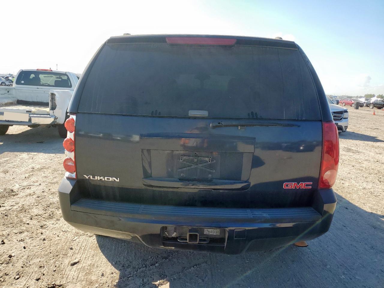 2007 GMC Yukon VIN: 1GKFK13037J106828 Lot: 85373035