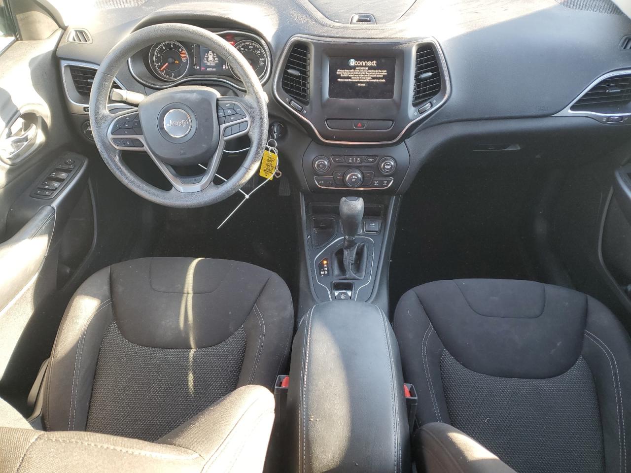 2019 Jeep Cherokee Latitude VIN: 1C4PJLCB0KD206277 Lot: 89573885