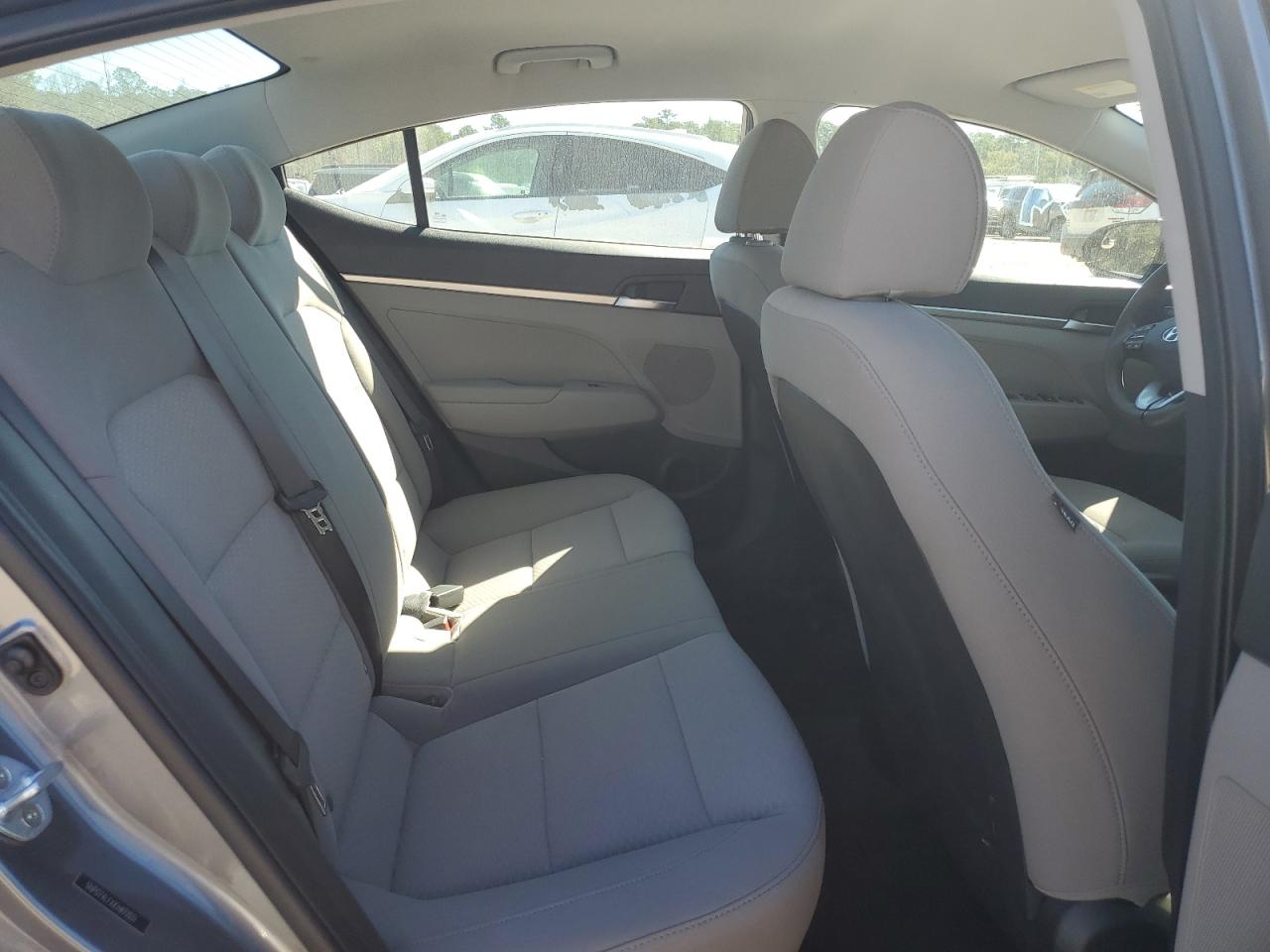 2019 Hyundai Elantra Se VIN: 5NPD74LFXKH492031 Lot: 87023305