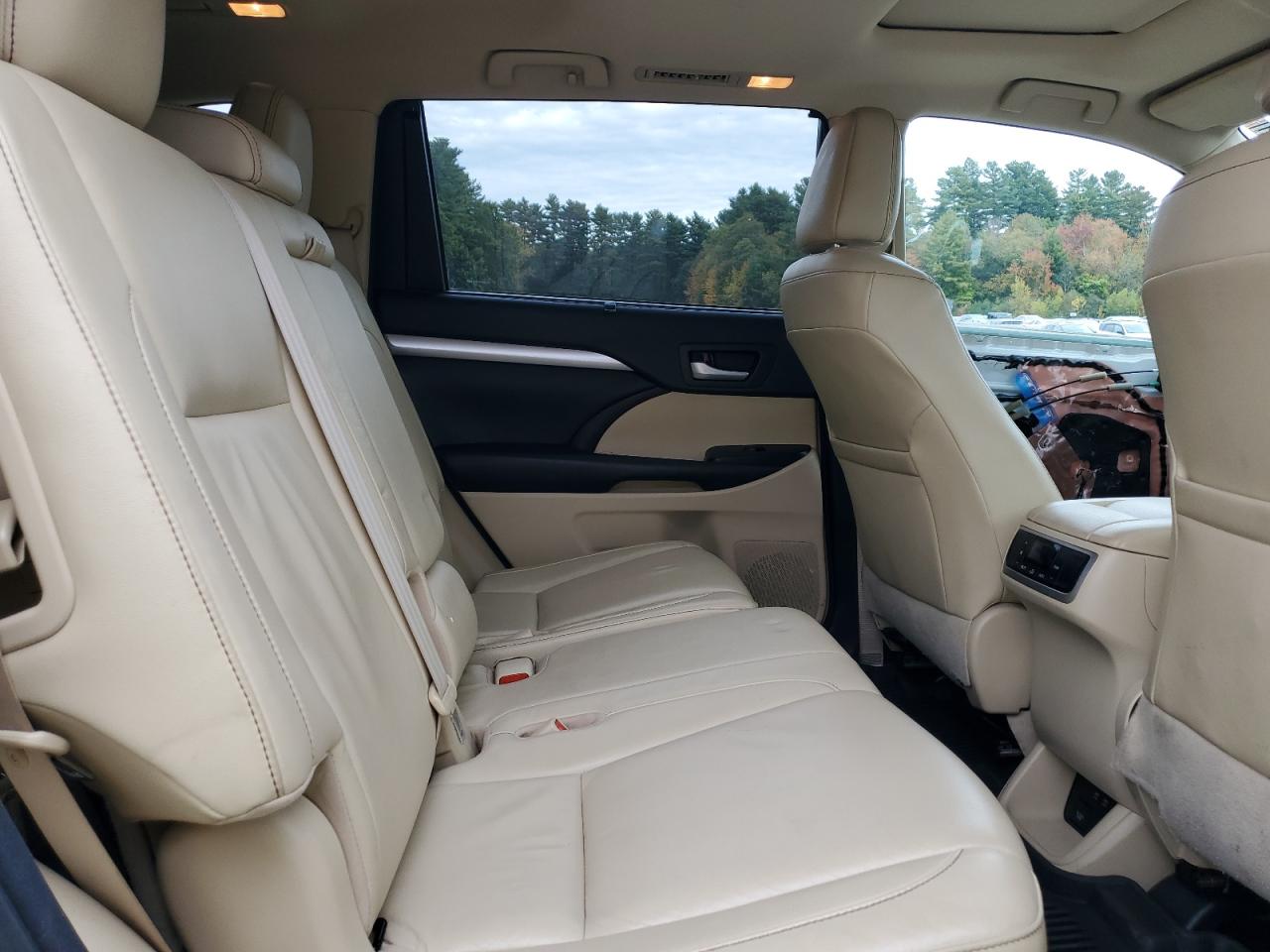 2017 Toyota Highlander Se VIN: 5TDJZRFH7HS513489 Lot: 84855045