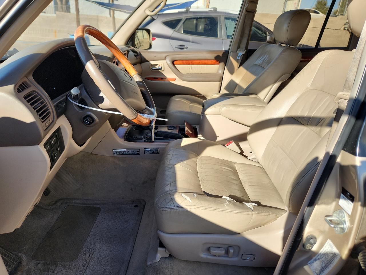 2000 Lexus Lx 470 VIN: JT6HT00W9Y0111812 Lot: 91009415