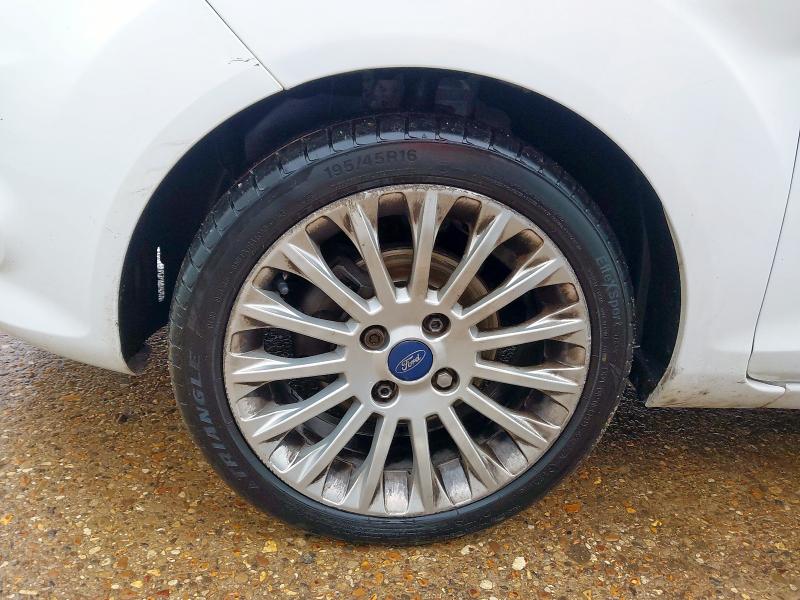 2011 FORD FIESTA TITANIUM 
