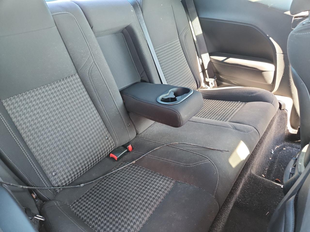 2015 Dodge Challenger Sxt VIN: 2C3CDZAT4FH703558 Lot: 90922955