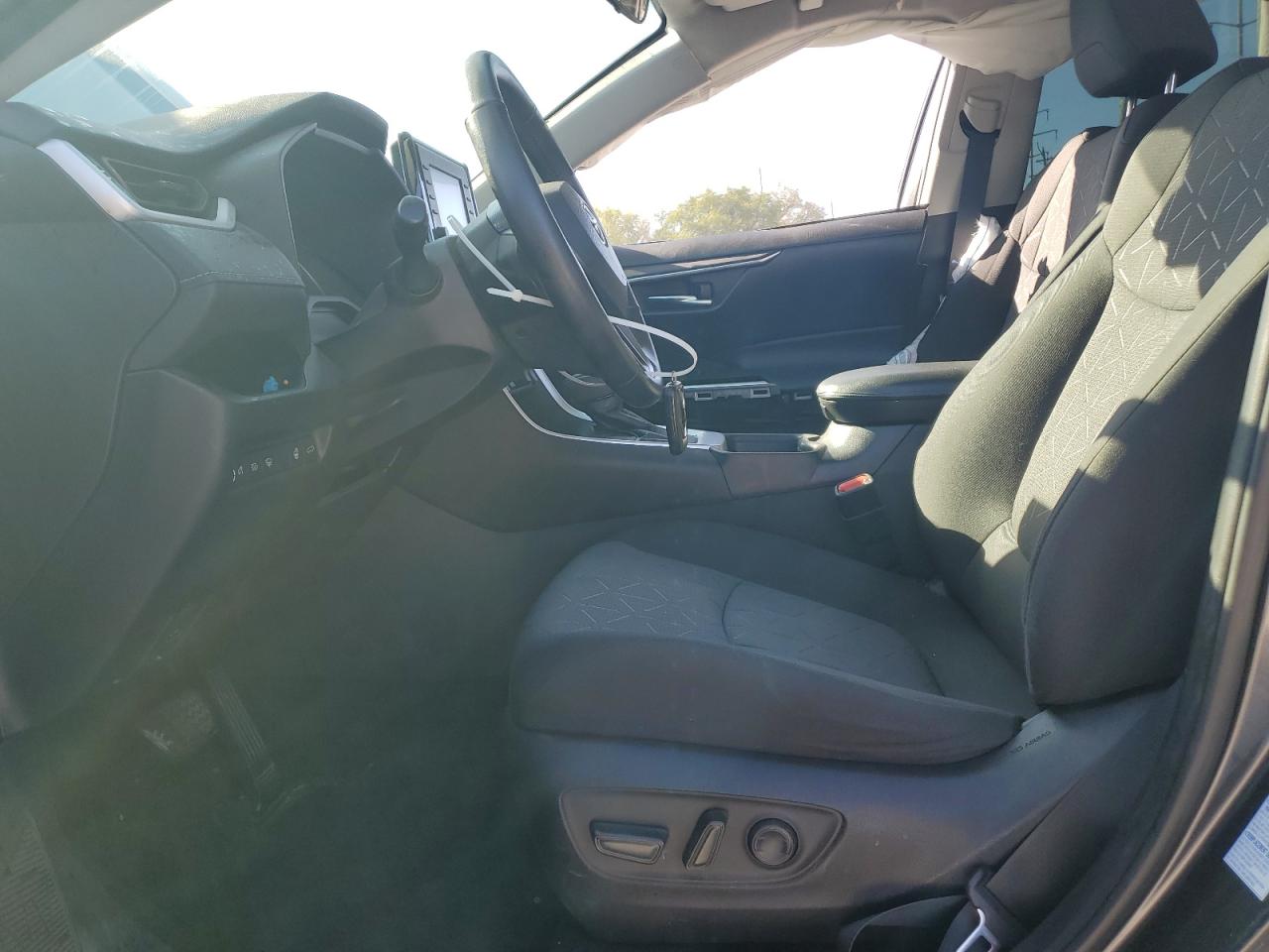 2021 Toyota Rav4 Xle VIN: 2T3P1RFV2MC153405 Lot: 81455615