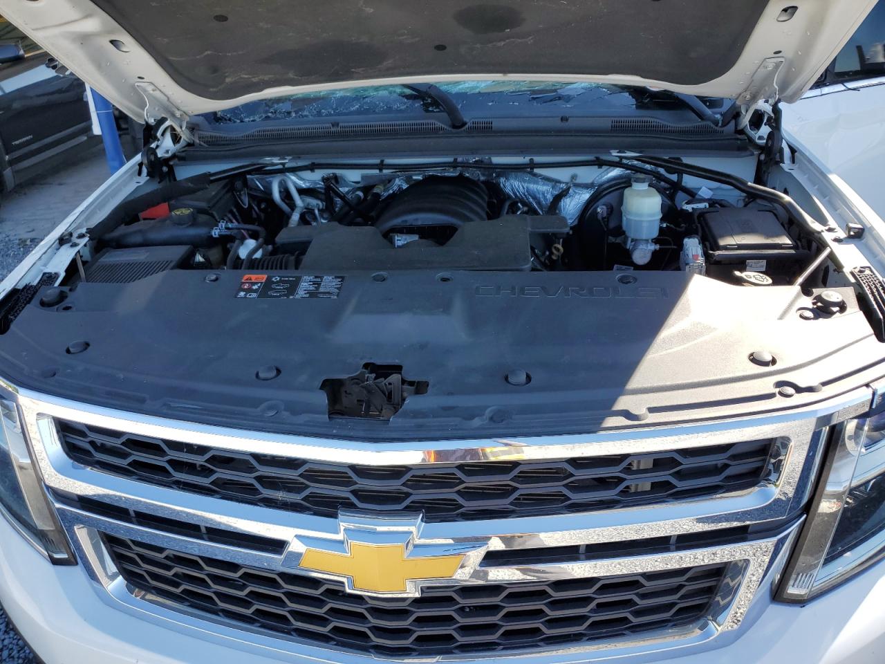 2015 Chevrolet Tahoe C1500 Lt VIN: 1GNSCBKC3FR182906 Lot: 82163125