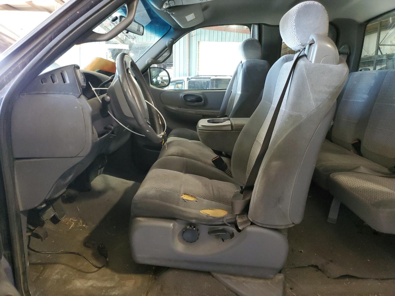 2001 Ford F150 VIN: 1FTRX18L61NC04622 Lot: 87402535