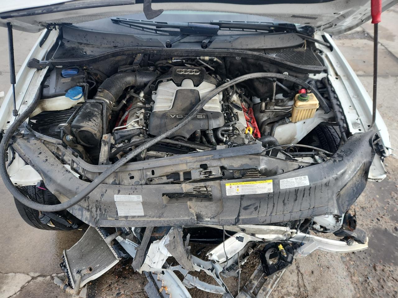 2015 Audi Q7 Premium Plus VIN: WA1LGAFE8FD015231 Lot: 90860325